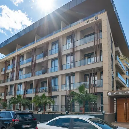 Square Light Residence, With Pool In The Location Of Apartman