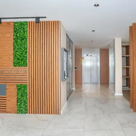 Square Light Residence, With Pool In The Location Of Alanya